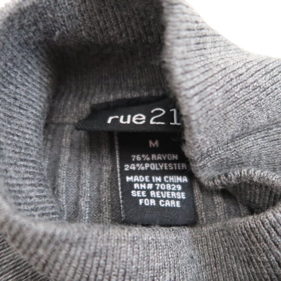 Gray Turtleneck Tank - Picture 3 of 4